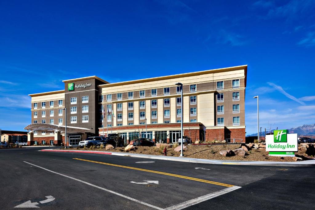 Holiday Inn Express & Suites St. George North - Zion by IHG