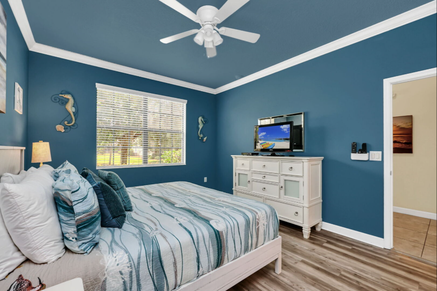 6 Bedroom Vacation Home - 8 Beds