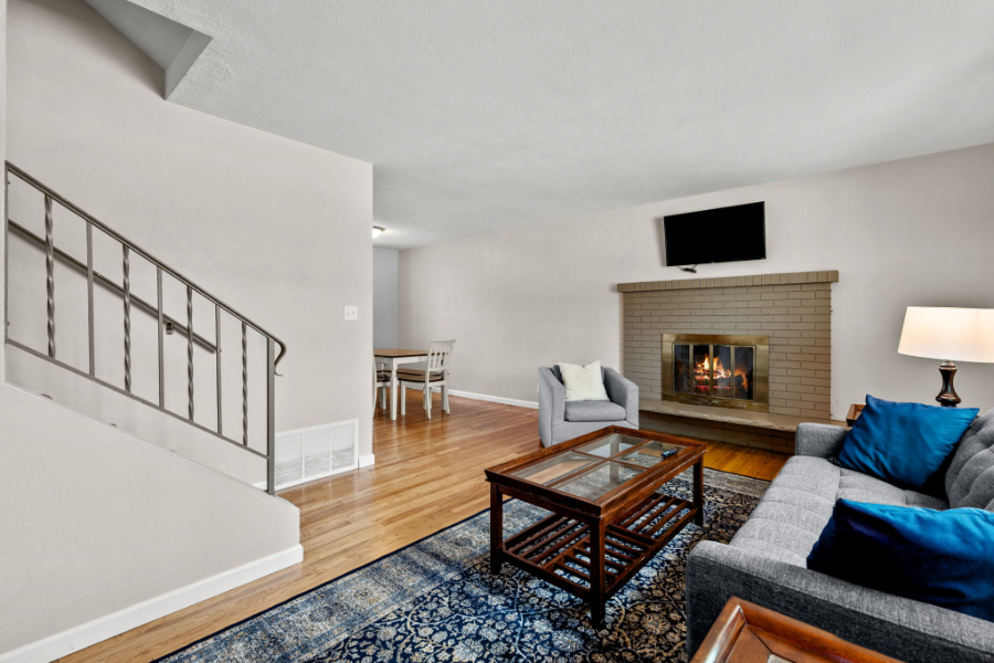 Denver - Private Home - 4 Bedrooms / 2.5 Bath - Charming Arvada - 4 Beds + Sofa Sleeper