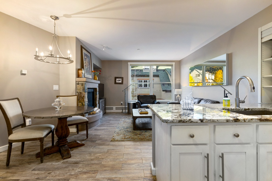Rocky Mountains - Private Condo - 1 Bedroom / 1 Bath - Black Bear - 1 Bed + Sofa Sleeper