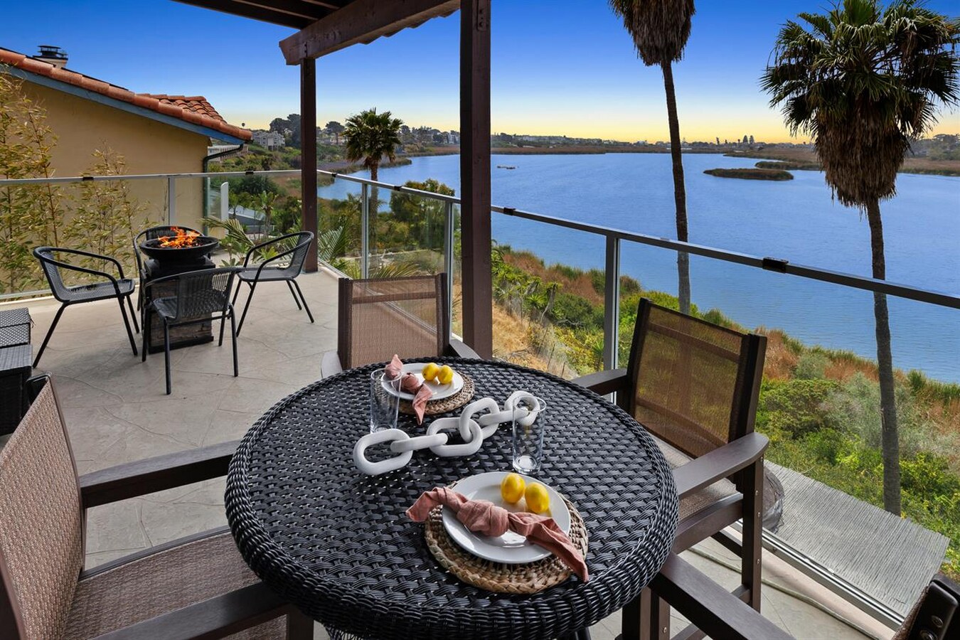 BFC2375-0 9 Bedroom Waterfront Views of The Ocean 9 Bedrooms, 6 bathrooms - Image 1