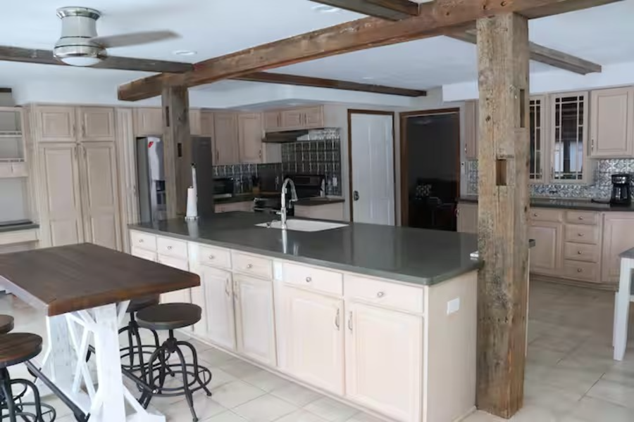 TreeTops Private Home - Image 3