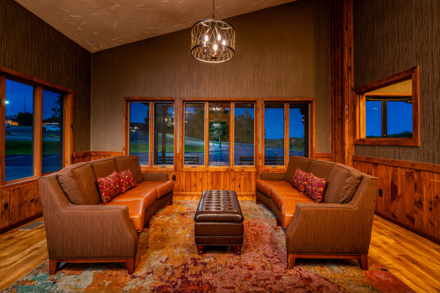 The Treetops Inn - Image 3