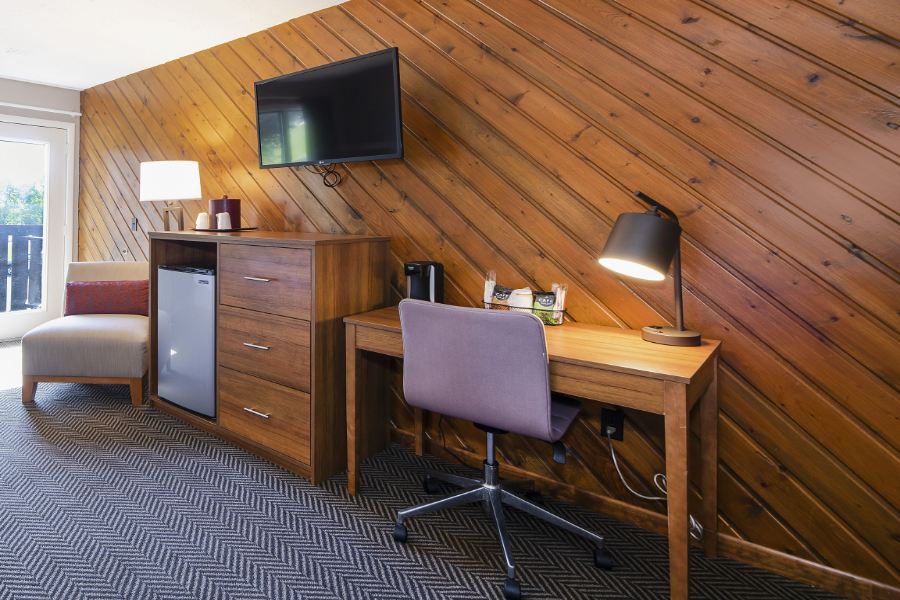 The Treetops Inn - Image 4